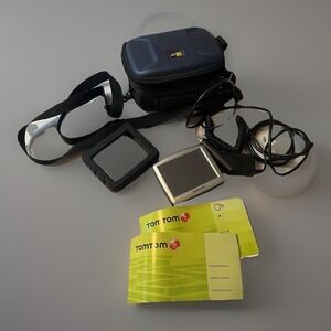 TomTom ONE 310 GPS Navigation System Bundle